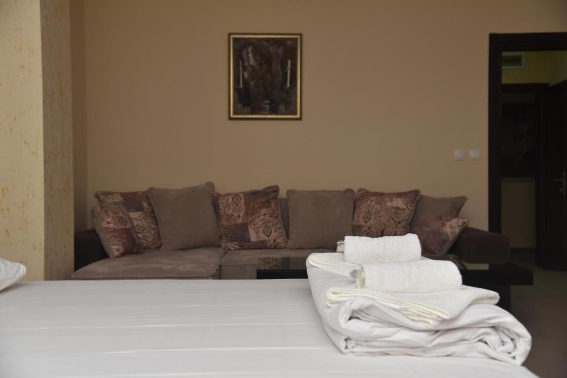 Villa Lunar Lux Крушевац Екстериор снимка
